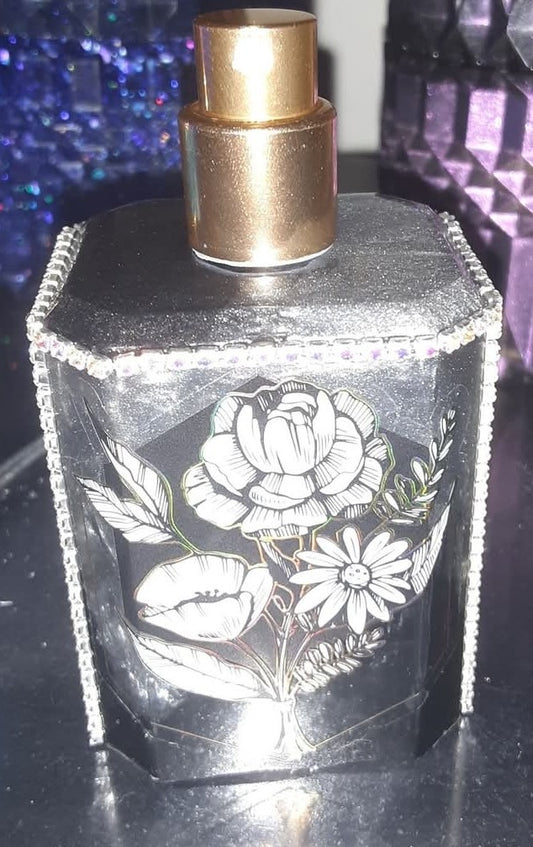 Custom resin  perfume bottles